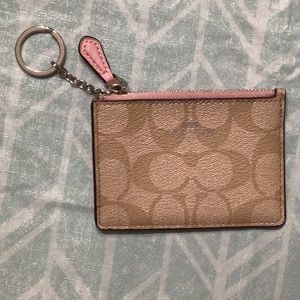 Coach mini wallet cardholder light pink and signature Coach pattern